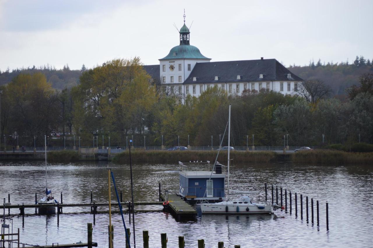 Ferienwohnung Adaro Schleswig Exterior photo